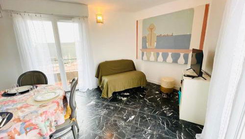 French Riviera centre ville plage port balcon panoramique et Clim - Foto 5