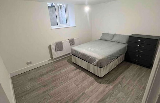 Spacious Luxury 2 Bedroom Apartment, Station 1min - Foto 4