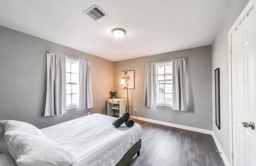 Comfy 5BR Holiday Home with Hot Tub, 10min from NGR Stadium - Foto 16