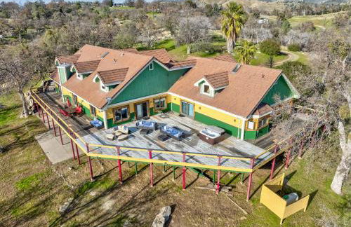 Yosemite Gateway Sleeps 18 - Coarsegold Villa near Bass Lake - Foto 3