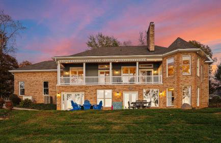 Sunset Pointe by Avantstay Waterfront, Beach, Fire Pit Sleeps 14 5bdr 4BA - Foto 10