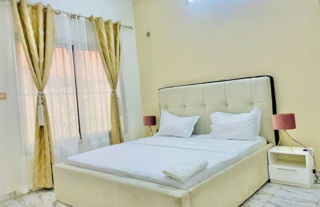 Charming Yaoundé Apartment With Panoramic Views - Photo 7
