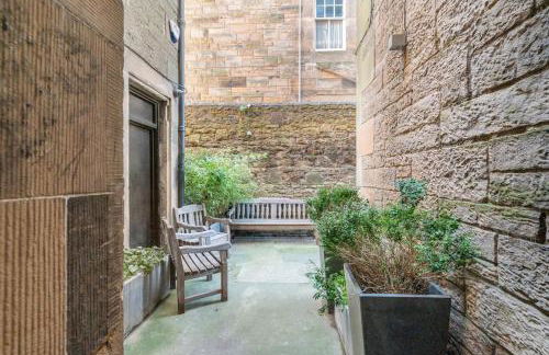 Immaculate 3 Bed Apartment with Private Entrance in Inverleith - Foto 57