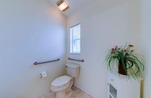 514 - Make Yourself at Home on our Private Pool Deck with Spa - Photo 9