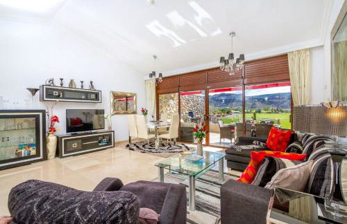 Casa Holmston, Duplex villa with hot tub in Anfi Tauro Topaz - Foto 1