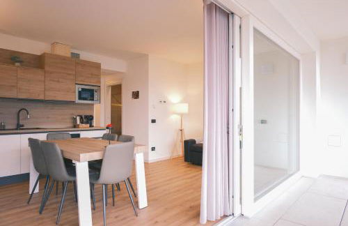 Costa blu - terrace overlooking the lake & pool - Foto 5