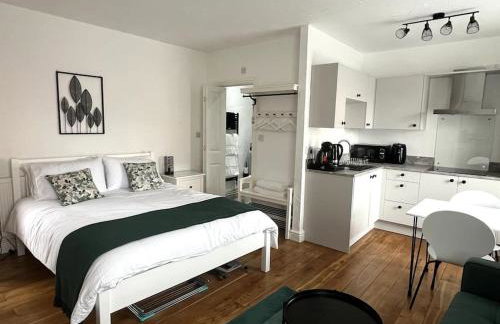 The Grocery Shop - Foto 13