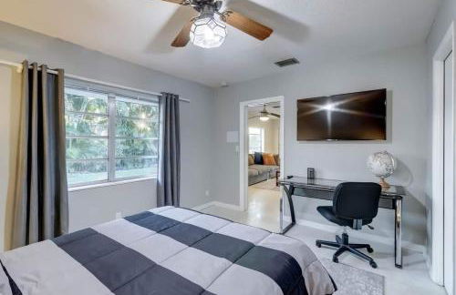 Waterfront Apartment Private Patio Pool - Foto 15