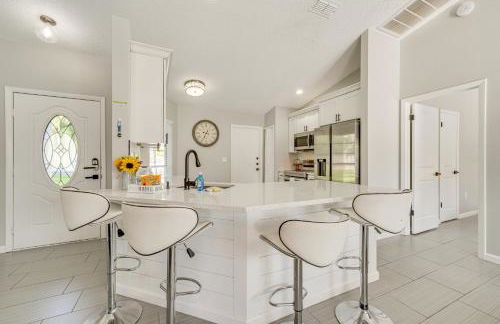 6 Mi to Lake Louisa State Park Home with Pool - Foto 2