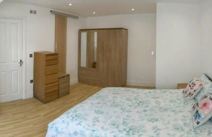 Spacious 2-bed apartment in central Kingston near Richmond Park - Foto 18