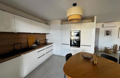 Bel appartement T3 vue mer 5 min des plages à pied - Foto 6