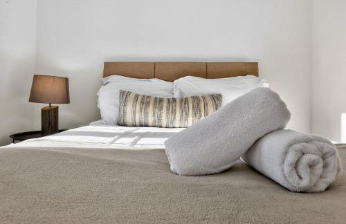 Spacious 4BR Newport Home - Ideal for Families & Groups - Foto 38