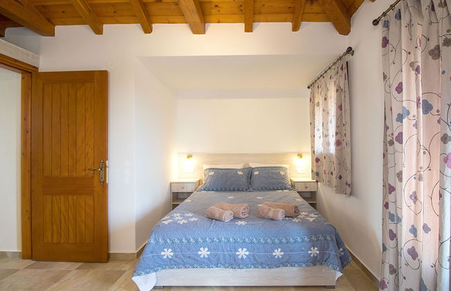 Armamento Villa - Photo 2