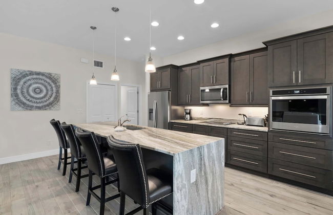 Midpoint Villa by Distinctive Beach Rentals - Photo 8