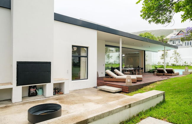 Mountain View Holiday Villa w Garden and Pool Iliwa - Foto 21