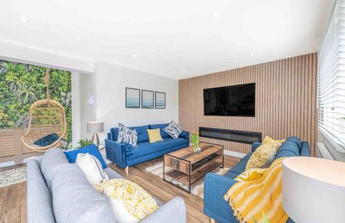 Luxe Ocean+playroom+Seascape - Photo 39