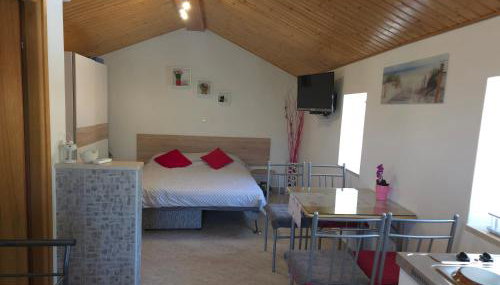 Diana Holiday Home - Foto 3