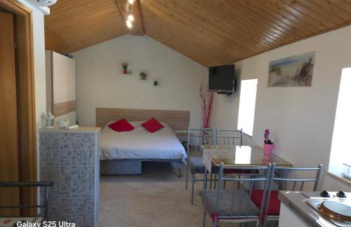 Diana Holiday Home - Foto 3