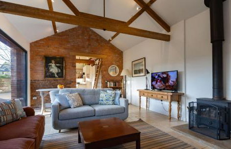 Kerry House - Photo 2