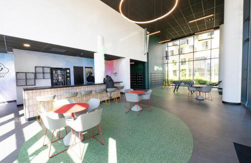 Massy Palaiseau TGV - Rer B&C - Free Parking - Foto 2