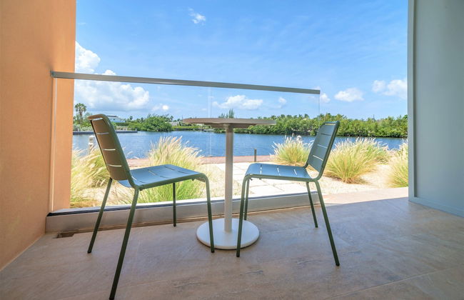 Cayman Luxury Rentals at One Canal Point - Foto 40