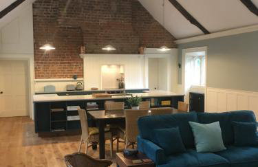 Number 6 Narrow Water Castle - Photo 7