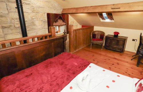 The Medieval Romantic - Foto 17