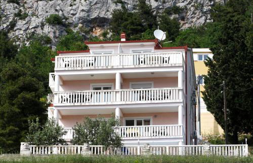 Apartments Ivančić - Photo 12