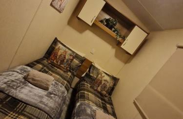 Caravan - Sleeps 8- Countryside Retreat - Foto 14