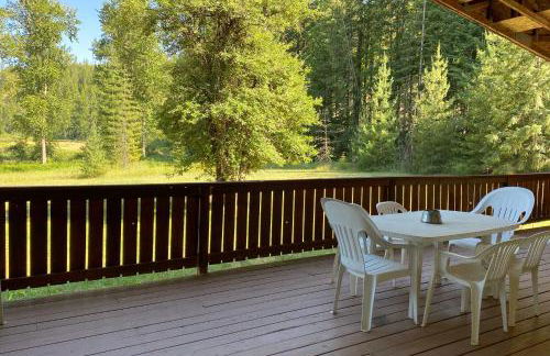 Private 2-Acre Retreat with MTN Views, Walk to River - Foto 16