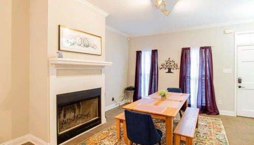 Hazel's Happy Hideaway- Midtown Mobile! - Foto 4