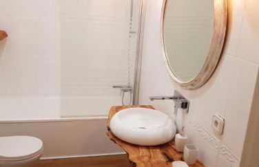 Domus Valencia Apartamentos centro frente a Torres de Serrano - Photo 20