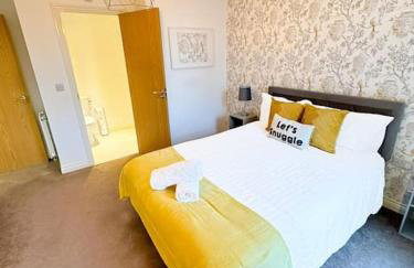 Luxury 3 Bedroom House With FREE Parking - Foto 27