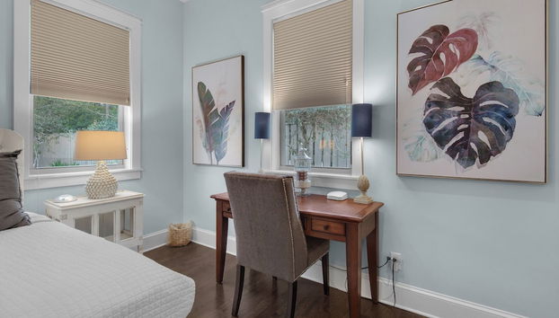 Close to Dining & Shopping; 1-floor Cottage; Community Pool - Foto 5, Habitación