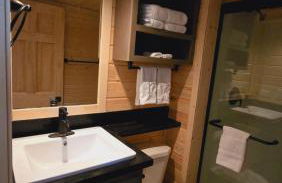 Cozy Cabins With Mountain View 7A - Photo 14