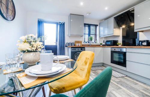 Free parking, Private Garden and Netflix, Charming Elegant 2 bedroom House Nottingham - Photo 28