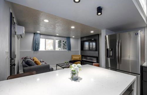 Secluded Gem w-Movie Theater Near Soccer Stadium - Foto 8