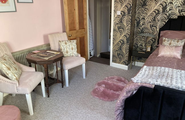 Bedford House Retreat - Photo 9