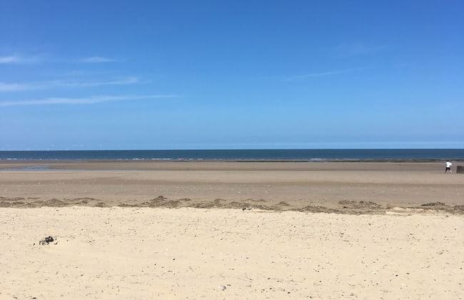 2 Bedroom two Bathroom Sunset Lodge Heachambeach - Photo 25