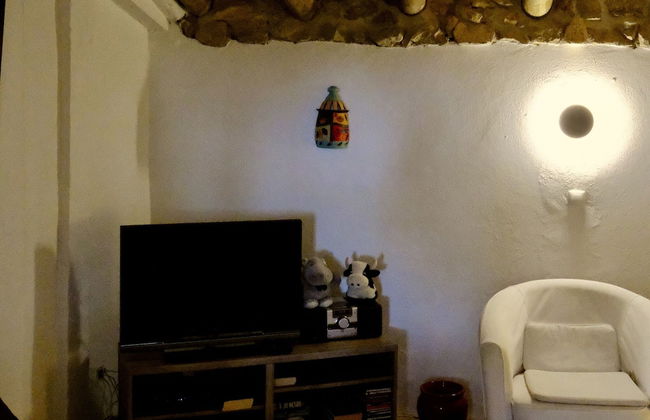 Attractive Portuguese Farm With Modern Decoration - Photo 4