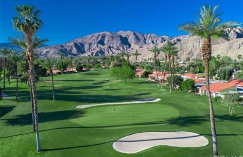 Spectacular View Just Steps to Pool and Jacuzzi at Sunrise Country Club - Foto 7
