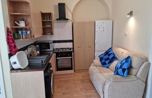 2 Bedroom 4 Beds Family Flat Free Parking Fast Wi-Fi Self-Check-in Cosy Spacious - Foto 34