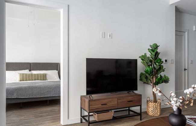 Mint House Nashville – The Gulch – Division St - Foto 33