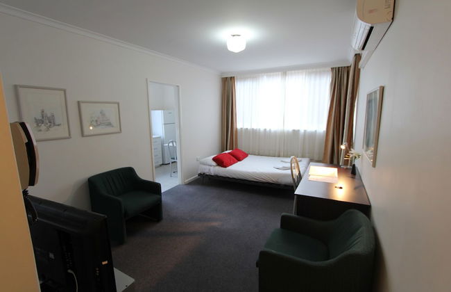 Drummond Apartments Services - Photo 4