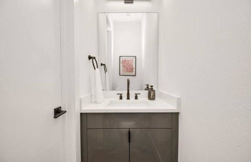 Chateau de Amour- Exquisite Townhouse - Medical Center, Downtown HTX - Foto 36