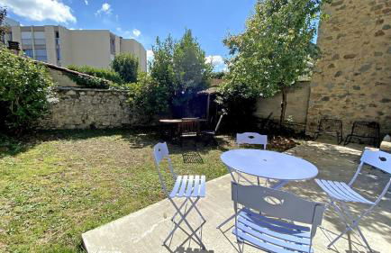 La maison Janisse - gîte en centre-ville avec jardin - Foto 30