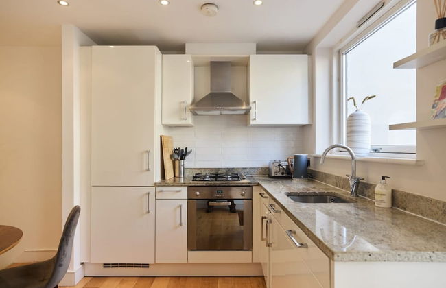 The Queen s Park Getaway - Adorable 2bdr Flat With Terrace - Foto 15