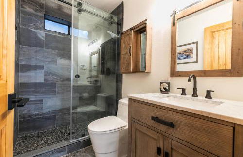 Kokanee at Tahoe Donner - Charming 3 BR - Pool Table - Fireplace - Amenity Access! - Foto 19