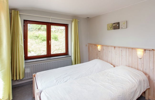 Holiday Home in Ardennes With Sauna & Nature - Photo 11