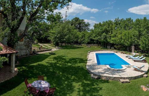 Amazing Villa In Slime, rest for mind, body and soul - Nature, garden and outside swimming pool - Foto 5